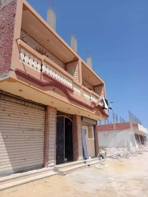https://aqarmap.com.eg/ar/listing/5396943-for-sale-marsa-matruh-marsa-matrouh-city-alam-el-roum-st