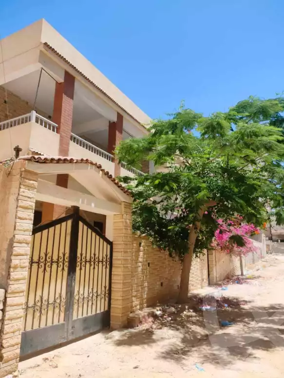 https://aqarmap.com.eg/en/listing/5403342-for-sale-marsa-matruh-marsa-matrouh-city
