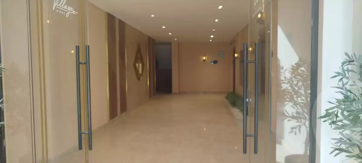 https://aqarmap.com.eg/ar/listing/5409051-for-sale-cairo-el-sheikh-zayed-city-compounds-kmbwnd-fyldj-wyst-dr-llttwyr