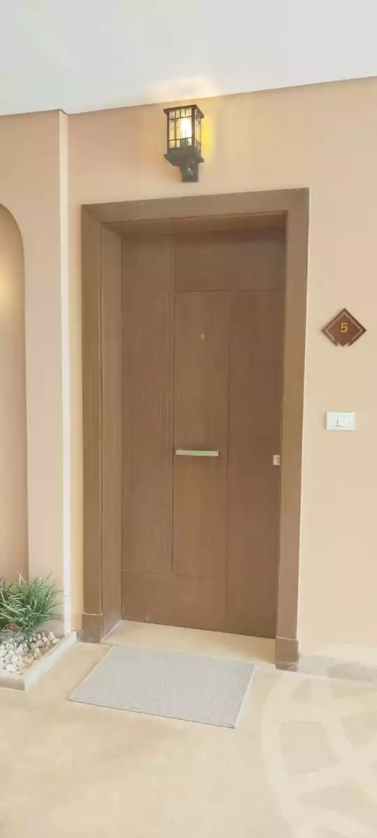 https://aqarmap.com.eg/en/listing/5409121-for-sale-cairo-el-sheikh-zayed-city-compounds-kmbwnd-fyldj-wyst-dr-llttwyr