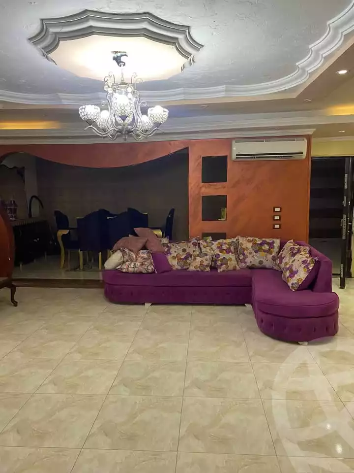 https://aqarmap.com.eg/ar/listing/5409202-for-rent-cairo-faisal-kafr-tohormos-queen-nazli-st