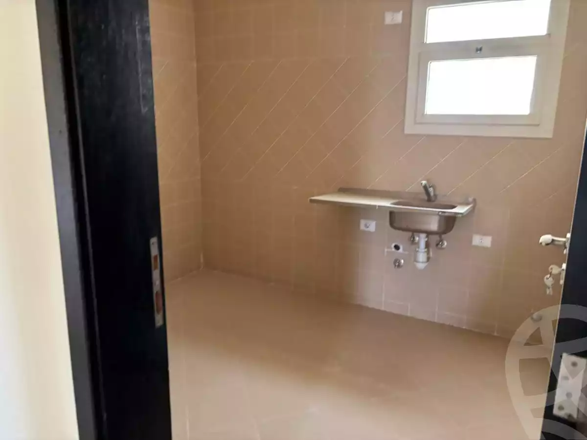 https://aqarmap.com.eg/en/listing/5409783-for-sale-cairo-el-sheikh-zayed-city-compounds-dh-drys