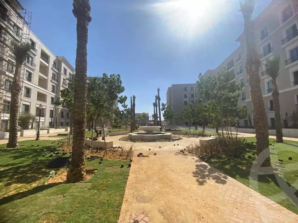 https://aqarmap.com.eg/ar/listing/5409946-for-sale-cairo-el-sheikh-zayed-city-compounds-kmbwnd-fyldj-wyst-dr-llttwyr