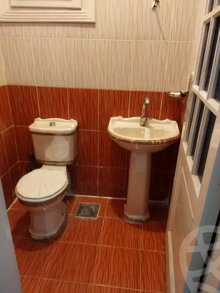 https://aqarmap.com.eg/ar/listing/5410318-for-sale-alexandria-moharram-bey-grin-st