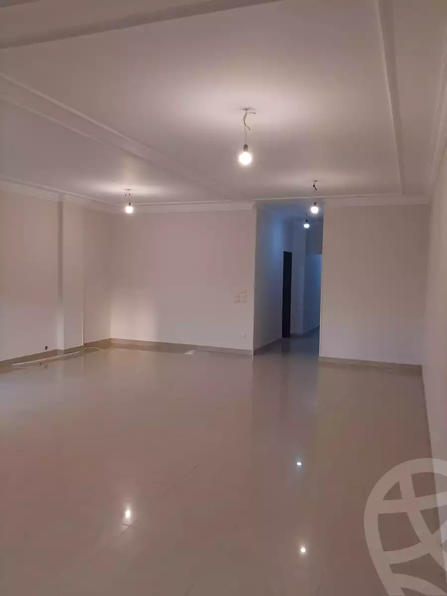 https://aqarmap.com.eg/en/listing/5411243-for-sale-cairo-new-cairo-el-ahyaa-first-neighborhood-street-1