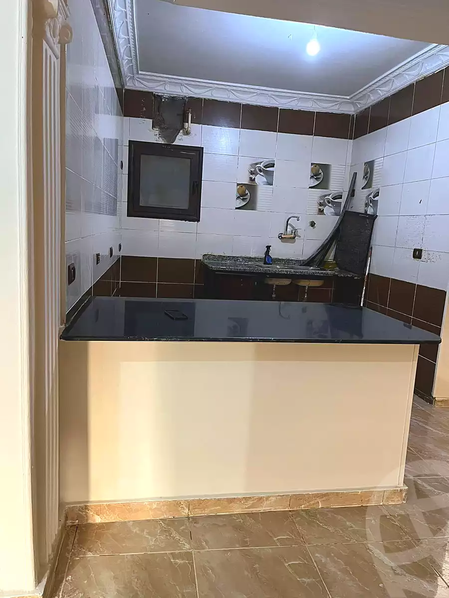 https://aqarmap.com.eg/en/listing/5411971-for-sale-cairo-al-oubour-el-hay-el-taseaa-hussein-riad-st