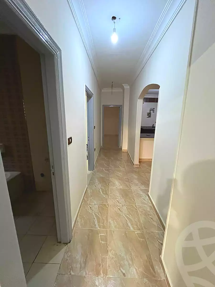 https://aqarmap.com.eg/en/listing/5411971-for-sale-cairo-al-oubour-el-hay-el-taseaa-hussein-riad-st