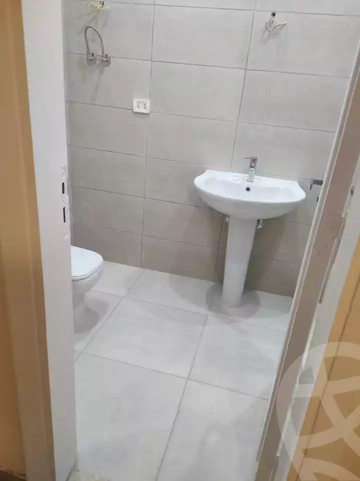 https://aqarmap.com.eg/ar/listing/5414082-for-rent-cairo-mokattam-lhdb-l-ly-el-naforah-square