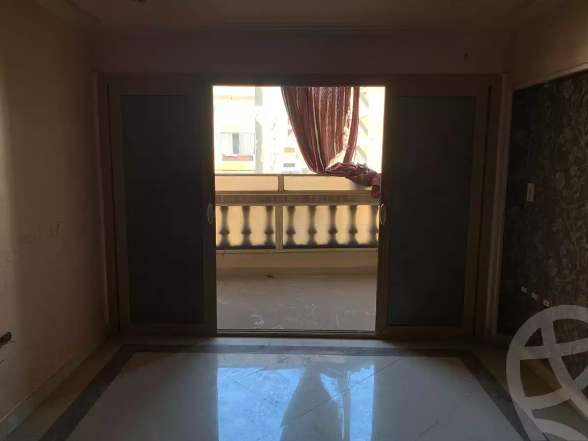 https://aqarmap.com.eg/en/listing/2581078-for-sale-cairo-hadayek-el-koba-wali-al-ahd-st