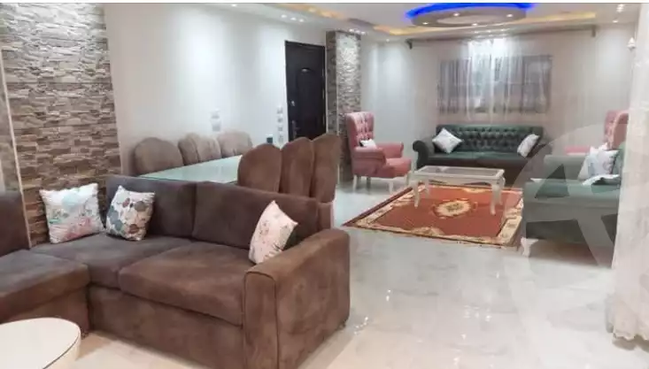 https://aqarmap.com.eg/en/listing/5423451-for-rent-cairo-mokattam-lhdb-l-ly