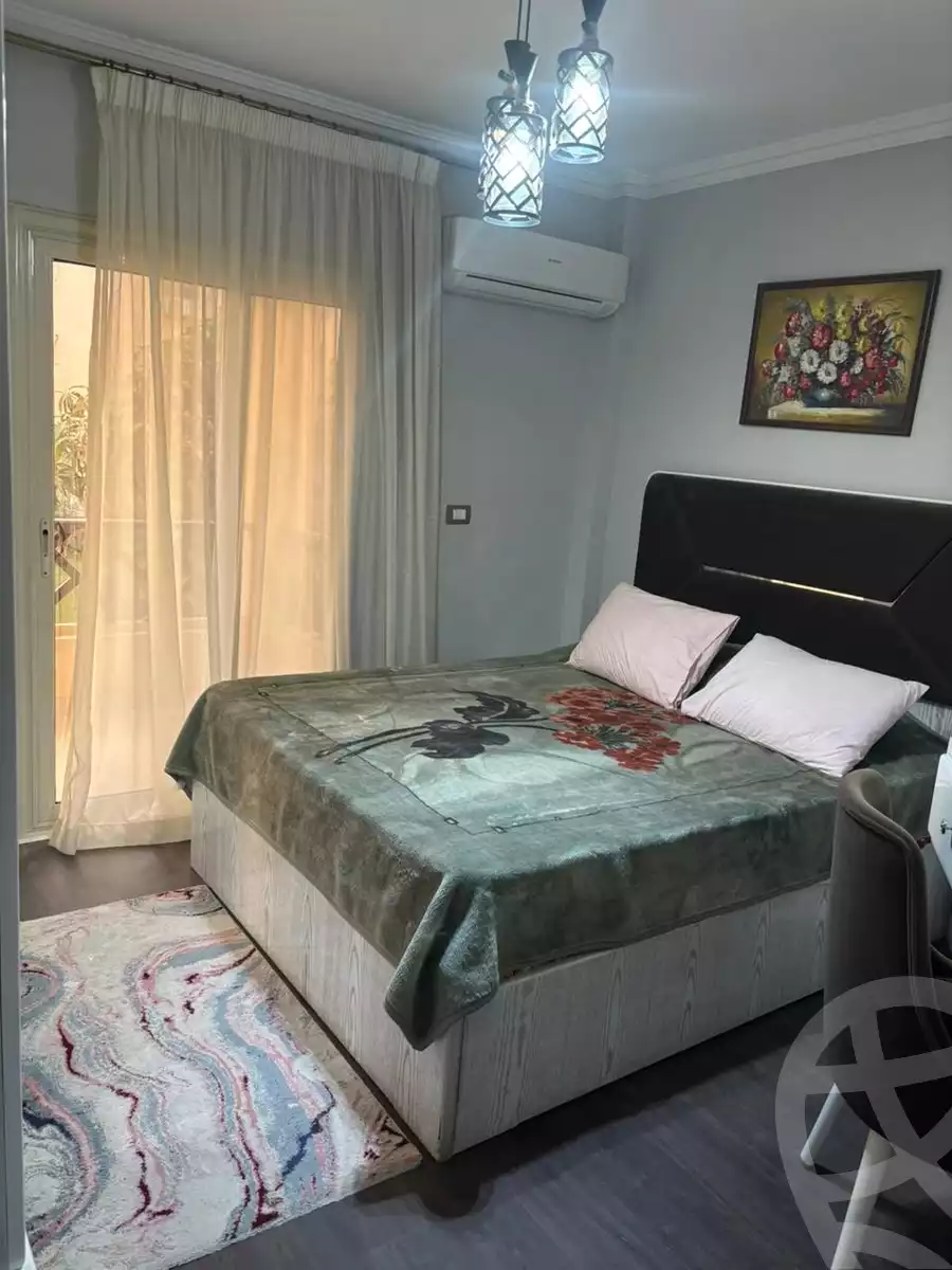 https://aqarmap.com.eg/en/listing/5430007-for-rent-cairo-new-cairo-lrhb-city-phase-5-ibn-al-nafees-st