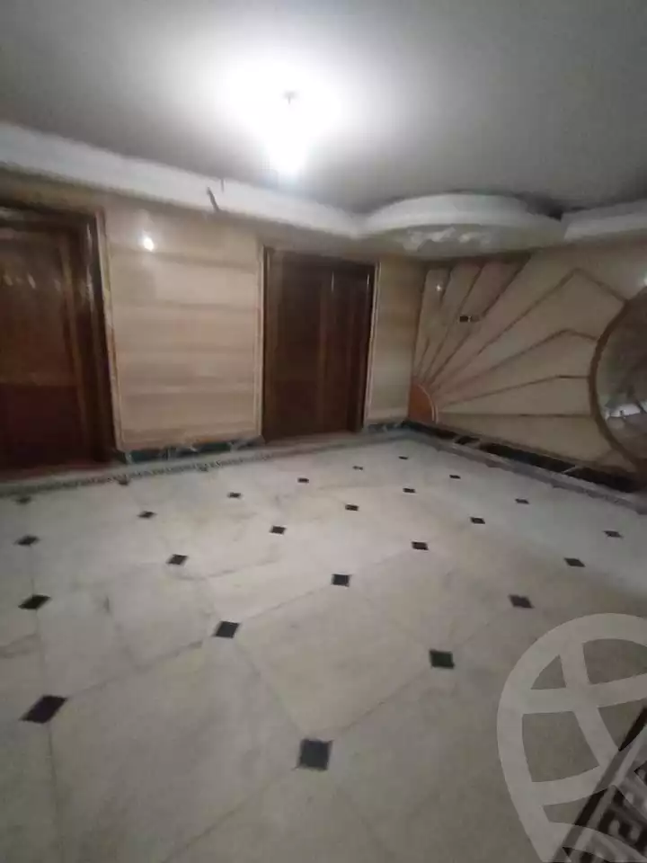 https://aqarmap.com.eg/en/listing/5430560-for-rent-alexandria-lauran