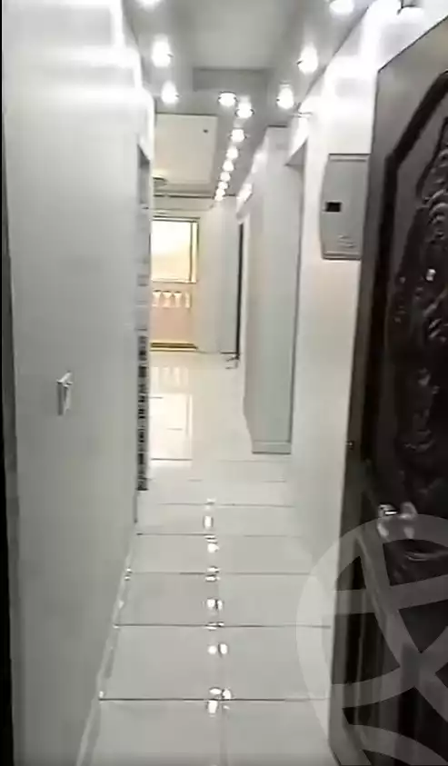 https://aqarmap.com.eg/ar/listing/5432770-for-rent-cairo-ain-shams-jsr-lswys