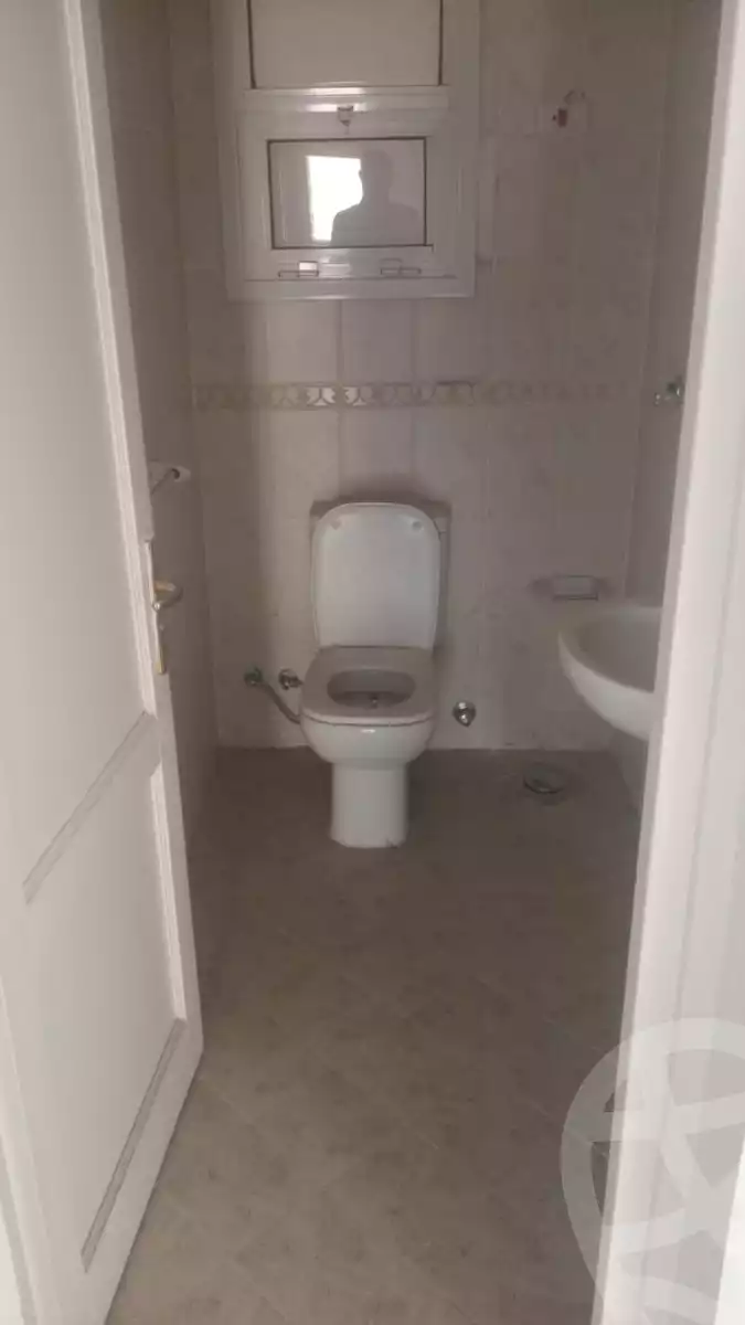 https://aqarmap.com.eg/en/listing/5435803-for-rent-cairo-new-cairo-lrhb-city-mtdd-lrhb-doctor-mostafa-mosharafa-st