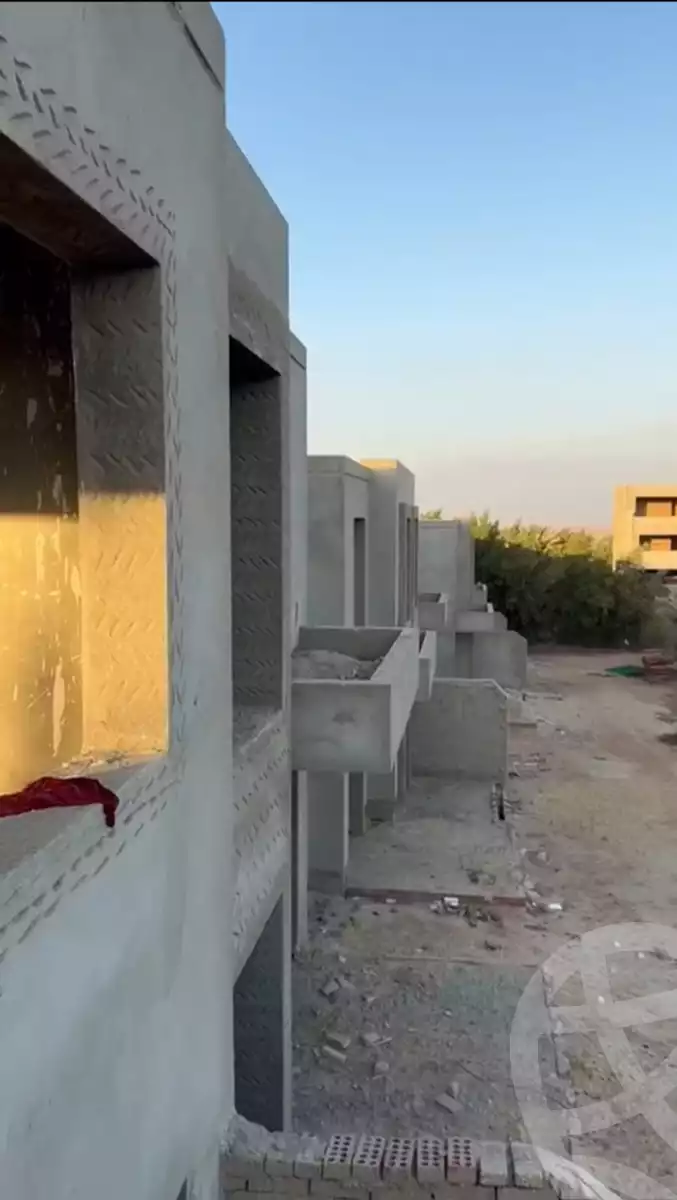 https://aqarmap.com.eg/en/listing/5436586-for-sale-cairo-el-sheikh-zayed-city-compounds