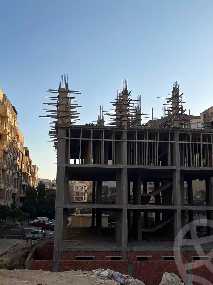 https://aqarmap.com.eg/en/listing/5443850-for-sale-cairo-mokattam-el-hadabah-el-wosta-7th-zone-street-33