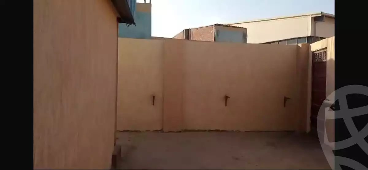 https://aqarmap.com.eg/en/listing/5445536-for-sale-cairo-badr-city-manteqat-el-250-fadan