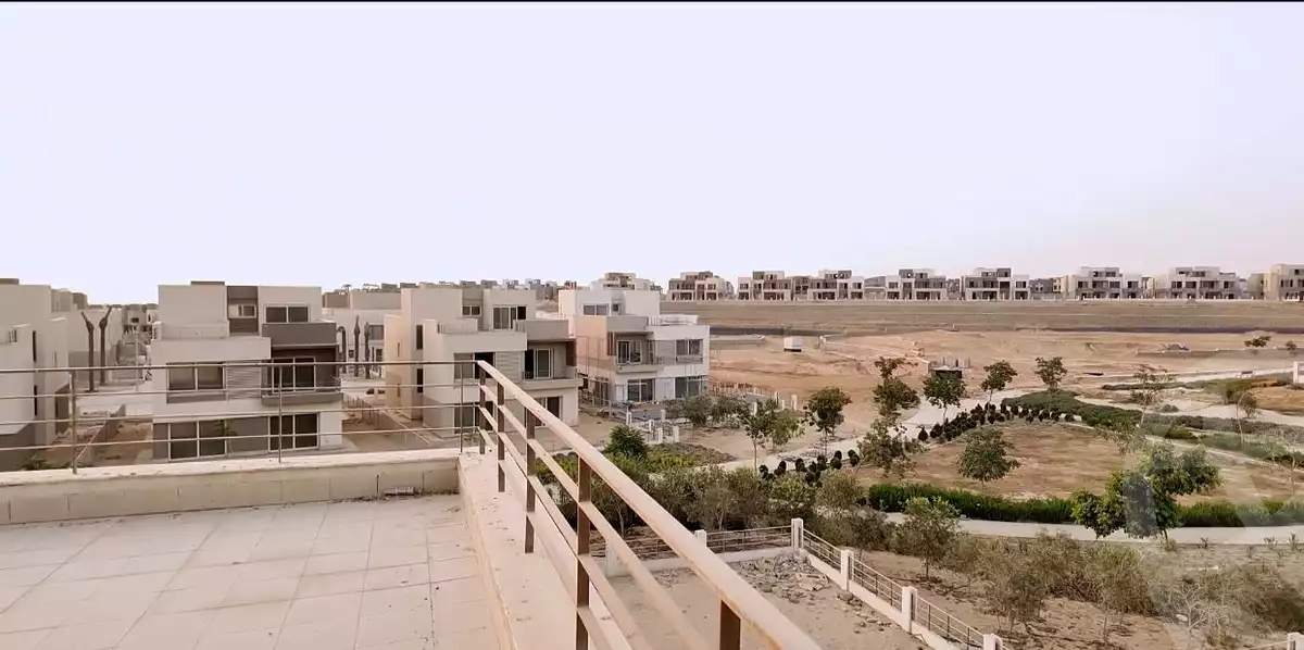 https://aqarmap.com.eg/en/listing/5448474-for-sale-cairo-new-cairo-compounds-blm-hylz-nyw-kyrw