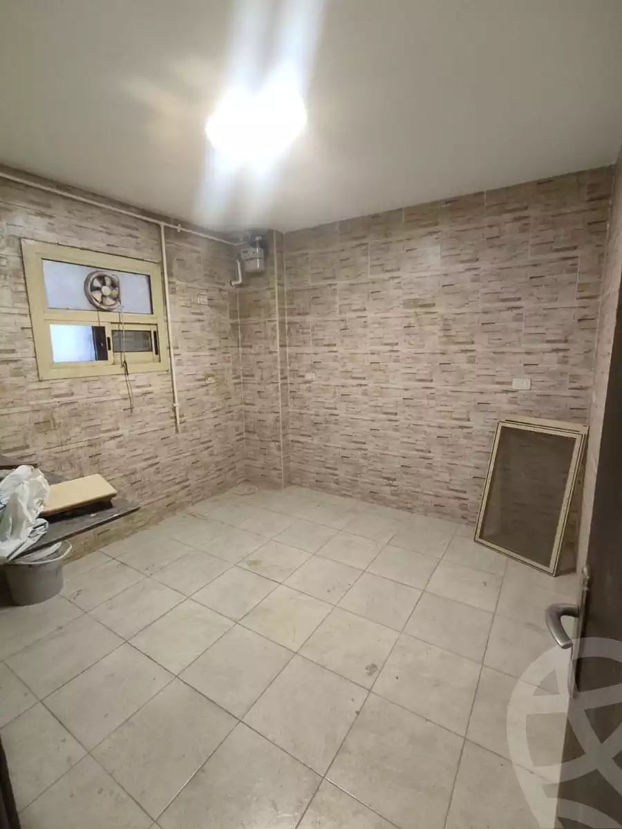 https://aqarmap.com.eg/ar/listing/5448606-for-rent-cairo-6th-of-october-el-ahyaa-neighborhood-1st