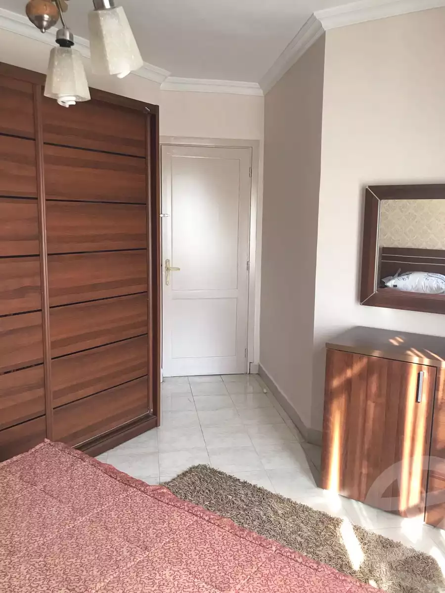 https://aqarmap.com.eg/en/listing/5449164-for-rent-cairo-new-cairo-lrhb-city-phase-5-talaat-mostafa-st
