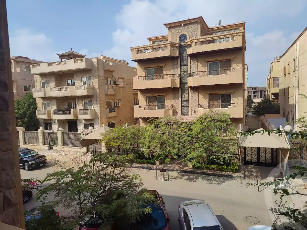 https://aqarmap.com.eg/en/listing/5449626-for-sale-cairo-new-cairo-compounds-lmn-l-m