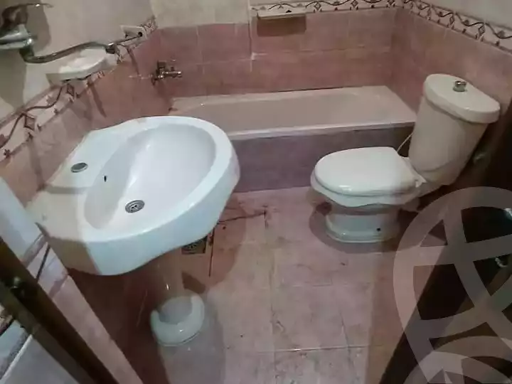 https://aqarmap.com.eg/en/listing/5437823-for-sale-alexandria-krmwz