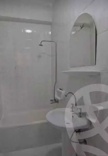 https://aqarmap.com.eg/en/listing/5454007-for-sale-alexandria-l-jmy-shataa-el-nakheel