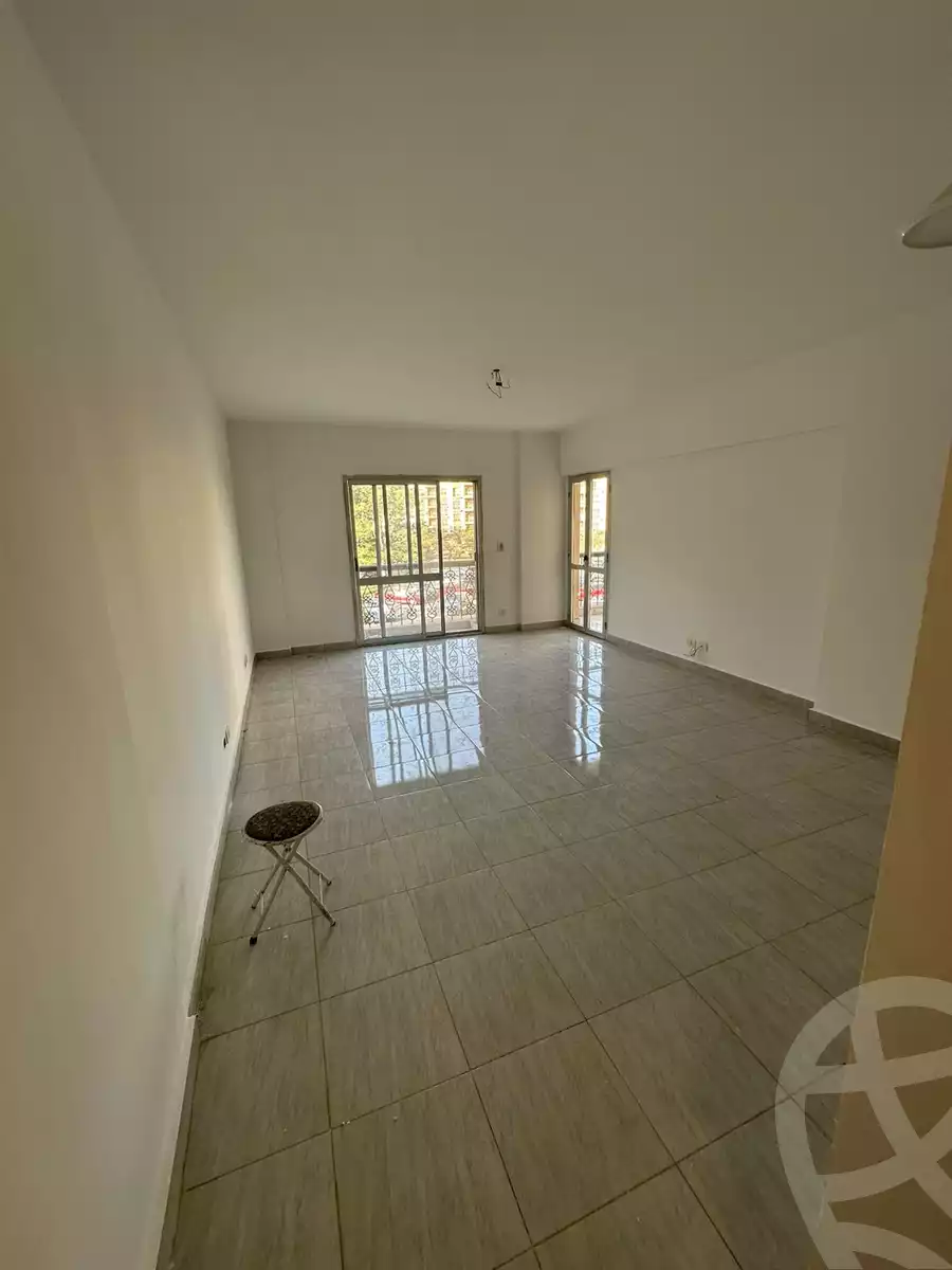 https://aqarmap.com.eg/en/listing/5454833-for-rent-cairo-new-cairo-lrhb-city-mtdd-lrhb-phase-9