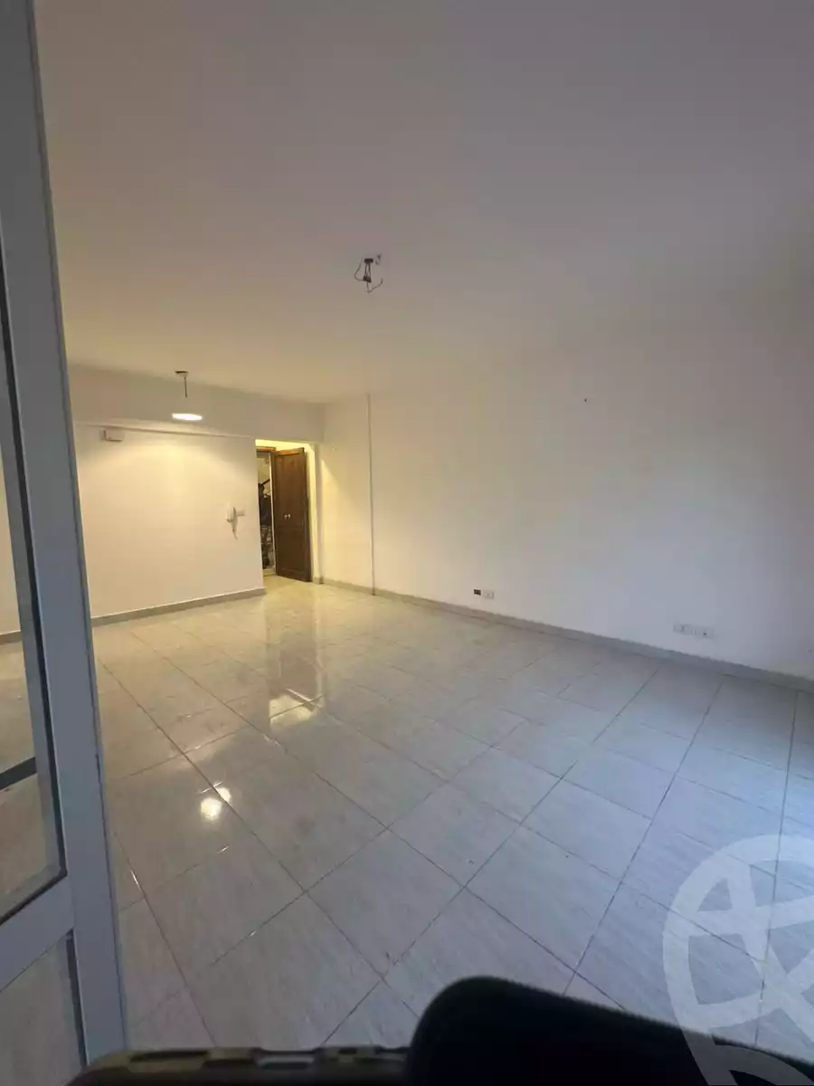 https://aqarmap.com.eg/en/listing/5455492-for-rent-cairo-new-cairo-lrhb-city-mtdd-lrhb-phase-9