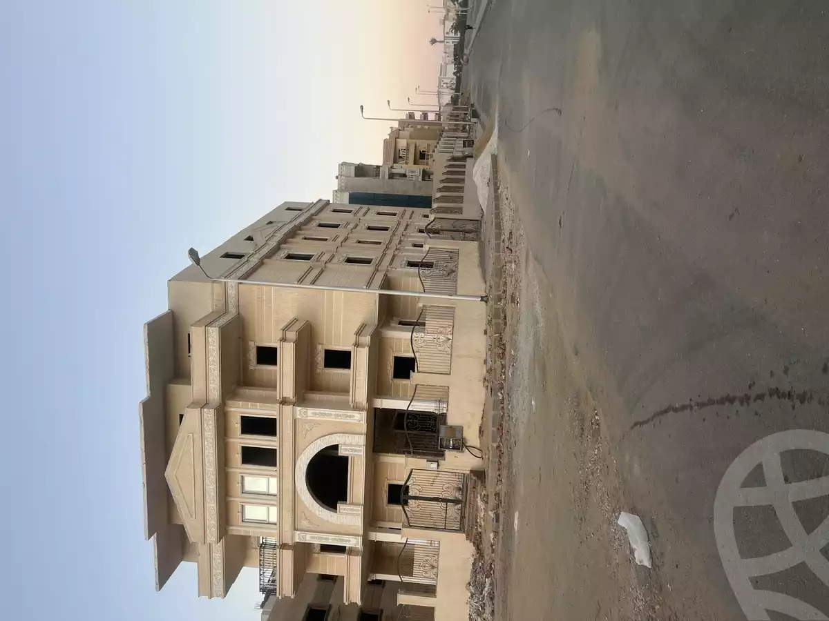 https://aqarmap.com.eg/en/listing/6047759-for-sale-cairo-new-cairo-el-kornfol-el-kornfol-2
