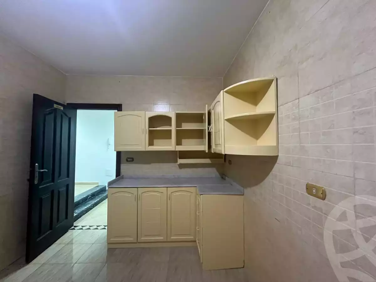 https://aqarmap.com.eg/ar/listing/5457413-for-rent-cairo-new-cairo-el-ahyaa-second-neighborhood-street-53