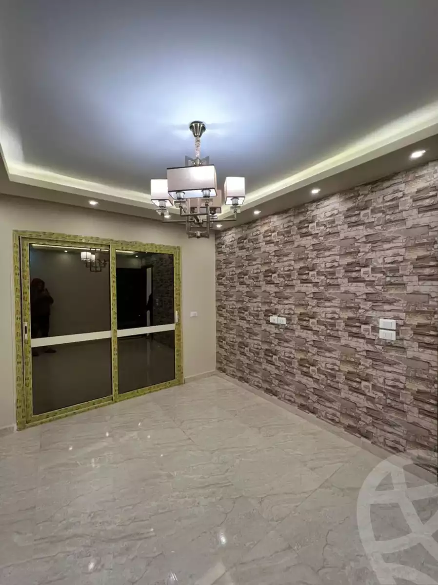 https://aqarmap.com.eg/en/listing/5459363-for-sale-cairo-6th-of-october-hadaeq-october-kmbwnd-fy-hdyq-ktwbr-djlh-blmz-m-mr-lmrshdy