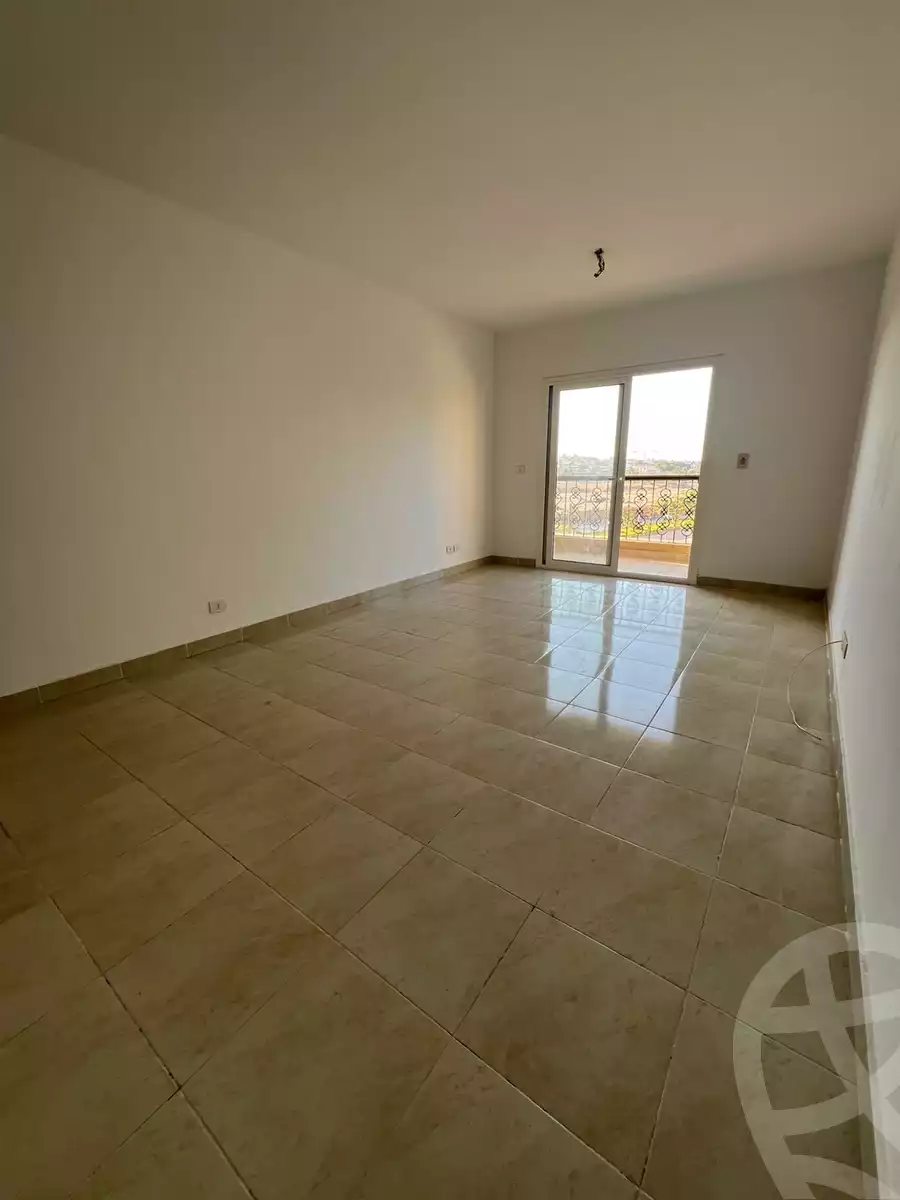 https://aqarmap.com.eg/en/listing/5459900-for-sale-cairo-new-cairo-lrhb-city-mtdd-lrhb-phase-7