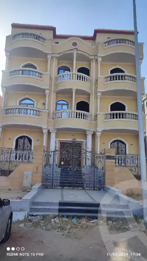 https://aqarmap.com.eg/en/listing/5460101-for-sale-cairo-el-sheikh-zayed-city-el-hay-el-thaleth-ashaer-area-1-street-14