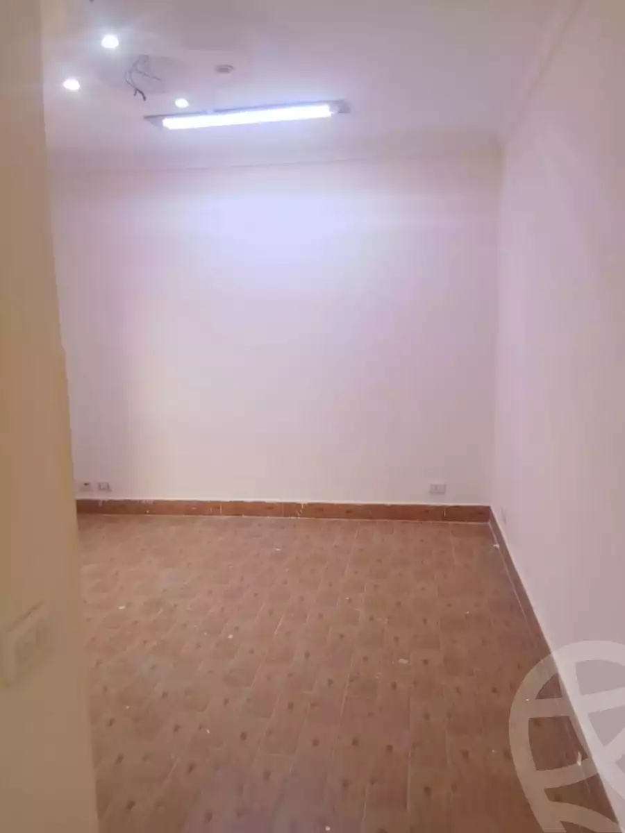 https://aqarmap.com.eg/en/listing/5461029-for-rent-cairo-new-cairo-el-ahyaa-fifth-neighborhood-street-28