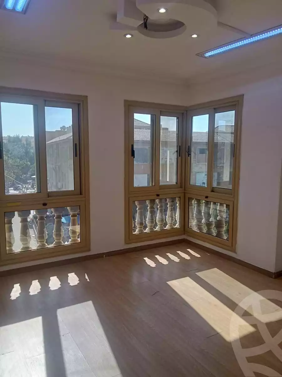 https://aqarmap.com.eg/en/listing/5461029-for-rent-cairo-new-cairo-el-ahyaa-fifth-neighborhood-street-28