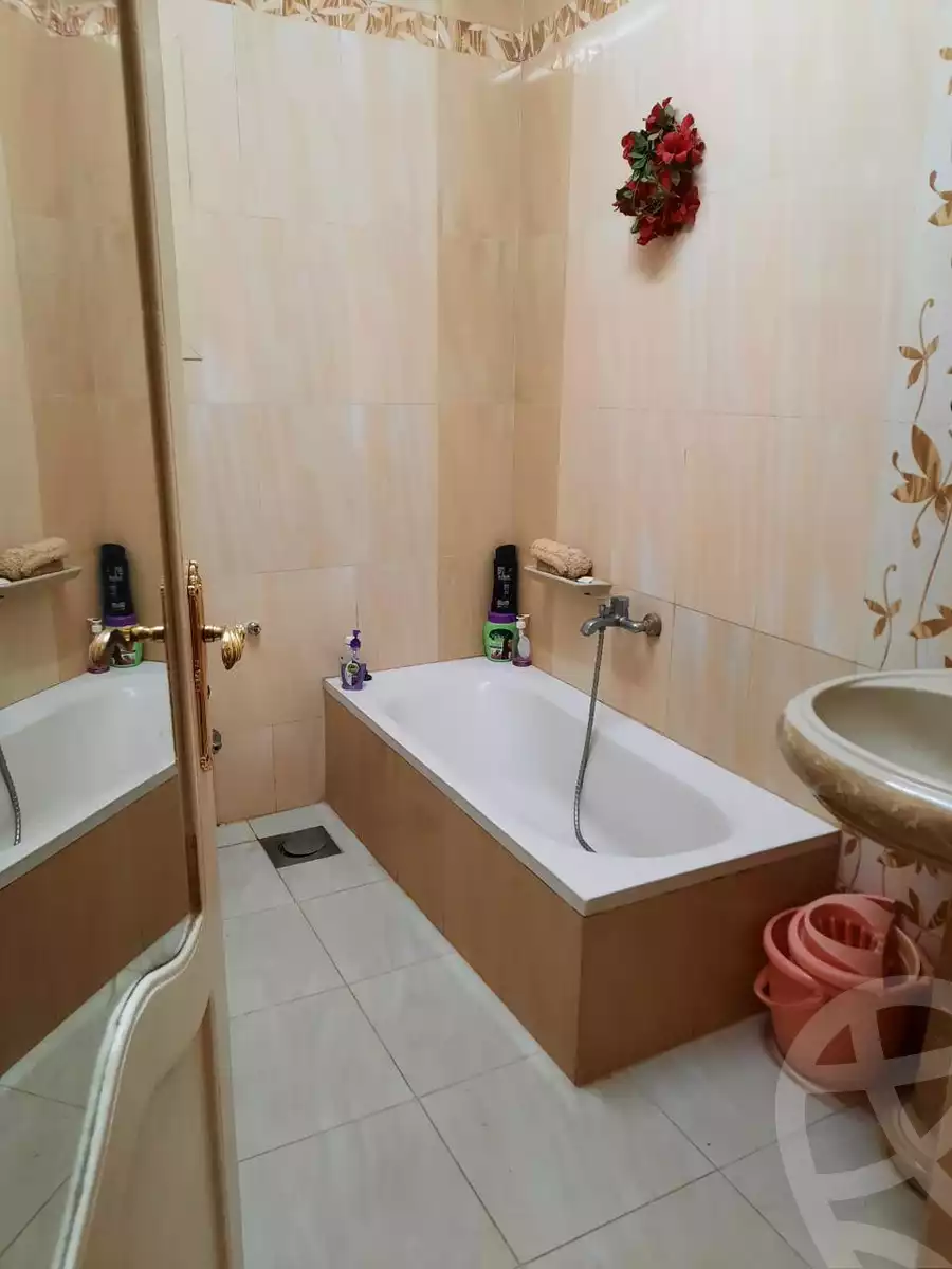 https://aqarmap.com.eg/en/listing/5461135-for-sale-cairo-helwan-hadayek-helwan-gamal-abd-el-nasir
