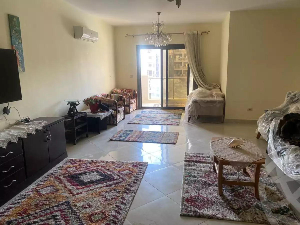 https://aqarmap.com.eg/ar/listing/5461170-for-rent-cairo-new-cairo-compounds-el-deyar-mokhabarat