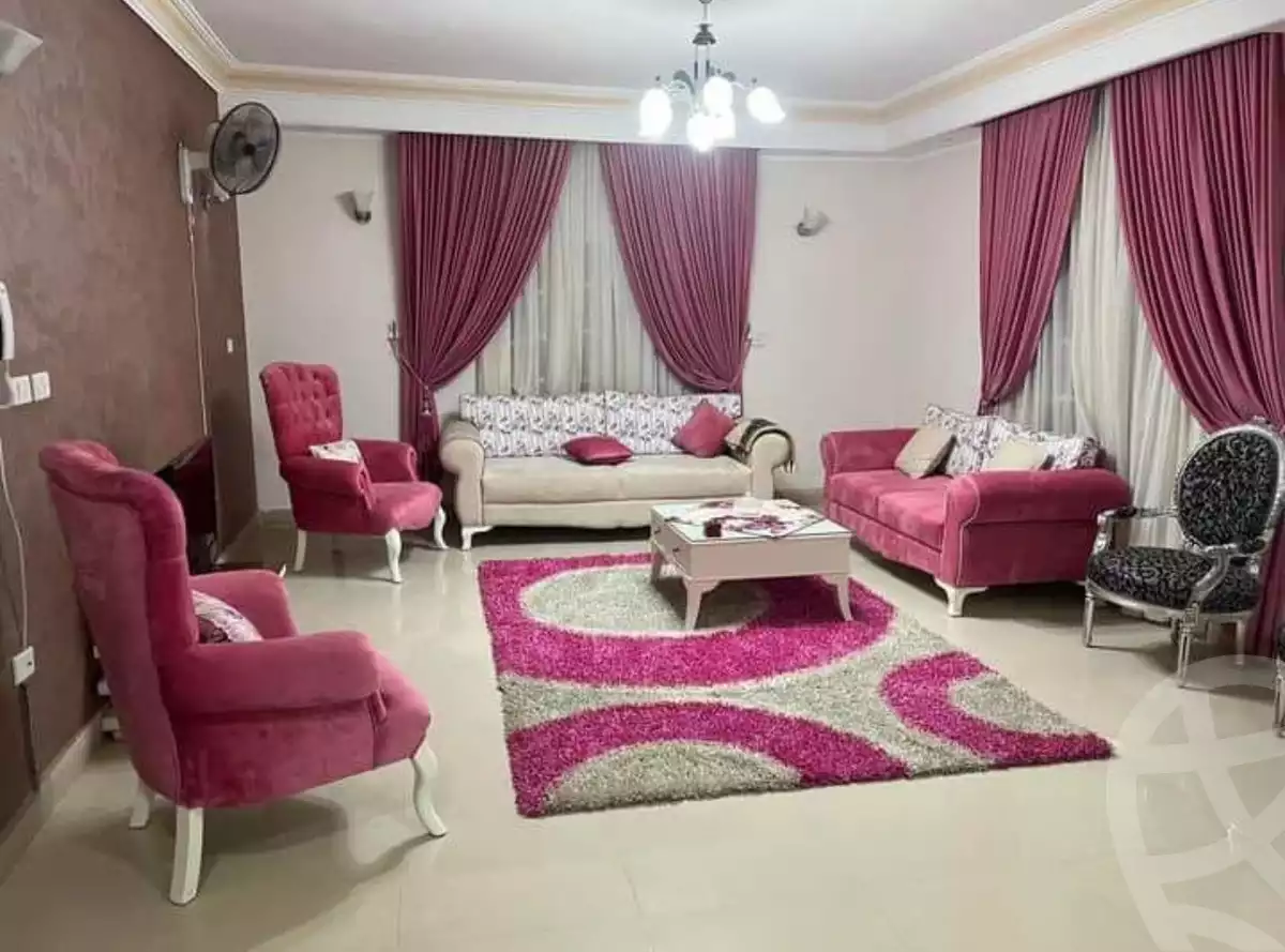 https://aqarmap.com.eg/en/listing/5462433-for-rent-cairo-el-sheikh-zayed-city-compounds-el-yasmeen-compound