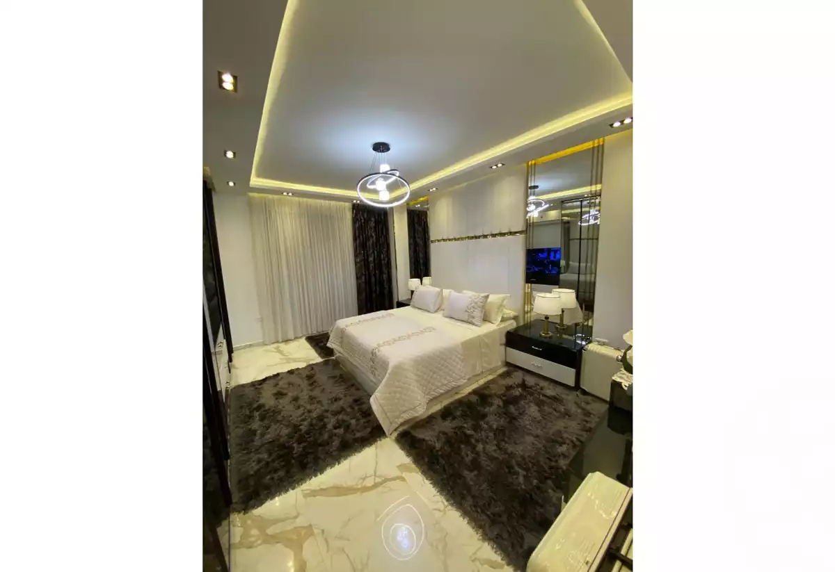 https://aqarmap.com.eg/en/listing/5462940-for-sale-cairo-el-sheikh-zayed-city-compounds-zayed-heights-compound