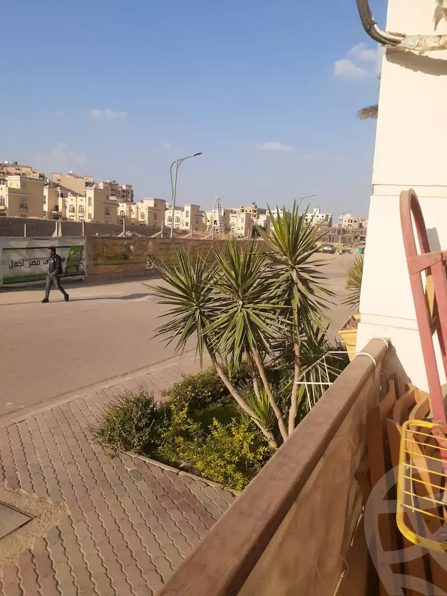 https://aqarmap.com.eg/en/listing/5463089-for-sale-cairo-6th-of-october-hadaeq-october-kmbwnd-fy-hdyq-ktwbr-el-rayhan-oasis