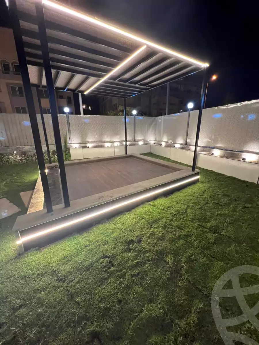 https://aqarmap.com.eg/en/listing/5463198-for-sale-cairo-el-sheikh-zayed-city-compounds-el-khamayel