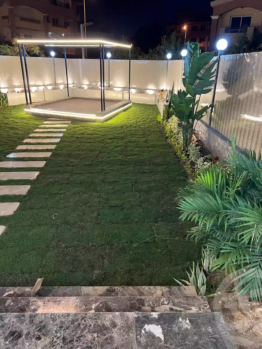 https://aqarmap.com.eg/en/listing/5463198-for-sale-cairo-el-sheikh-zayed-city-compounds-el-khamayel