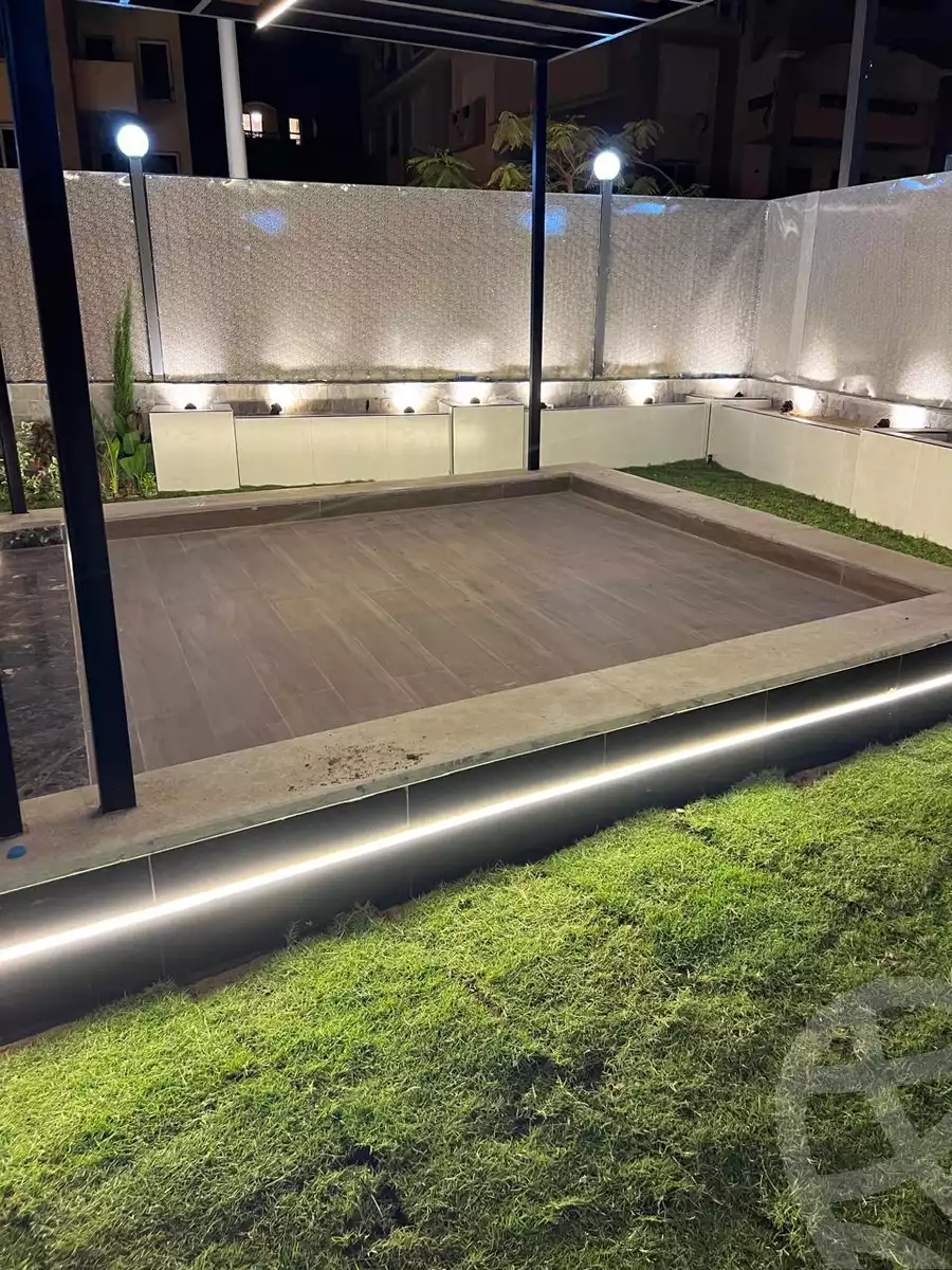 https://aqarmap.com.eg/en/listing/5463198-for-sale-cairo-el-sheikh-zayed-city-compounds-el-khamayel