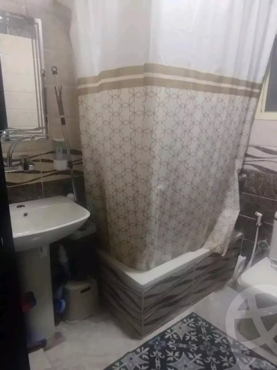 https://aqarmap.com.eg/en/listing/5465765-for-sale-alexandria-bahray-el-anfoshy-ismail-sabry-st