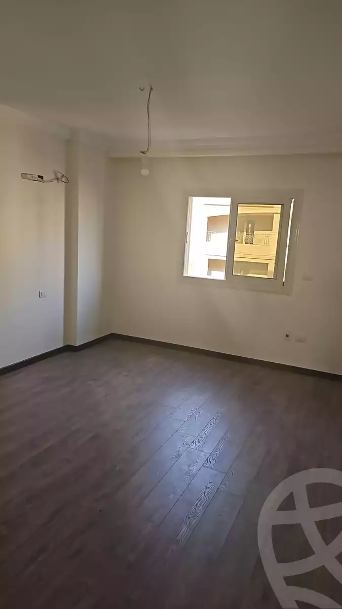 https://aqarmap.com.eg/en/listing/5466395-for-rent-cairo-new-cairo-compounds-rock-vera