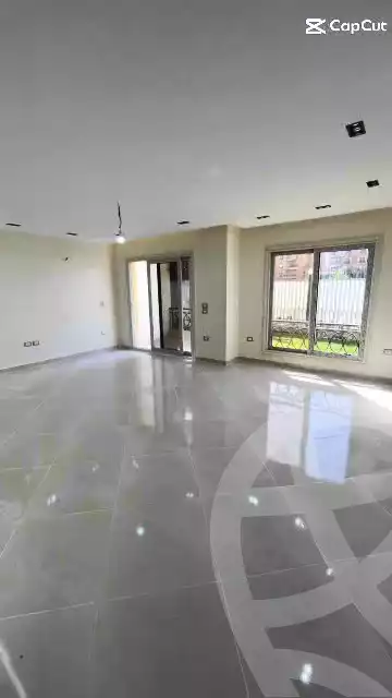 https://aqarmap.com.eg/ar/listing/5469390-for-sale-cairo-el-sheikh-zayed-city-compounds-el-khamayel