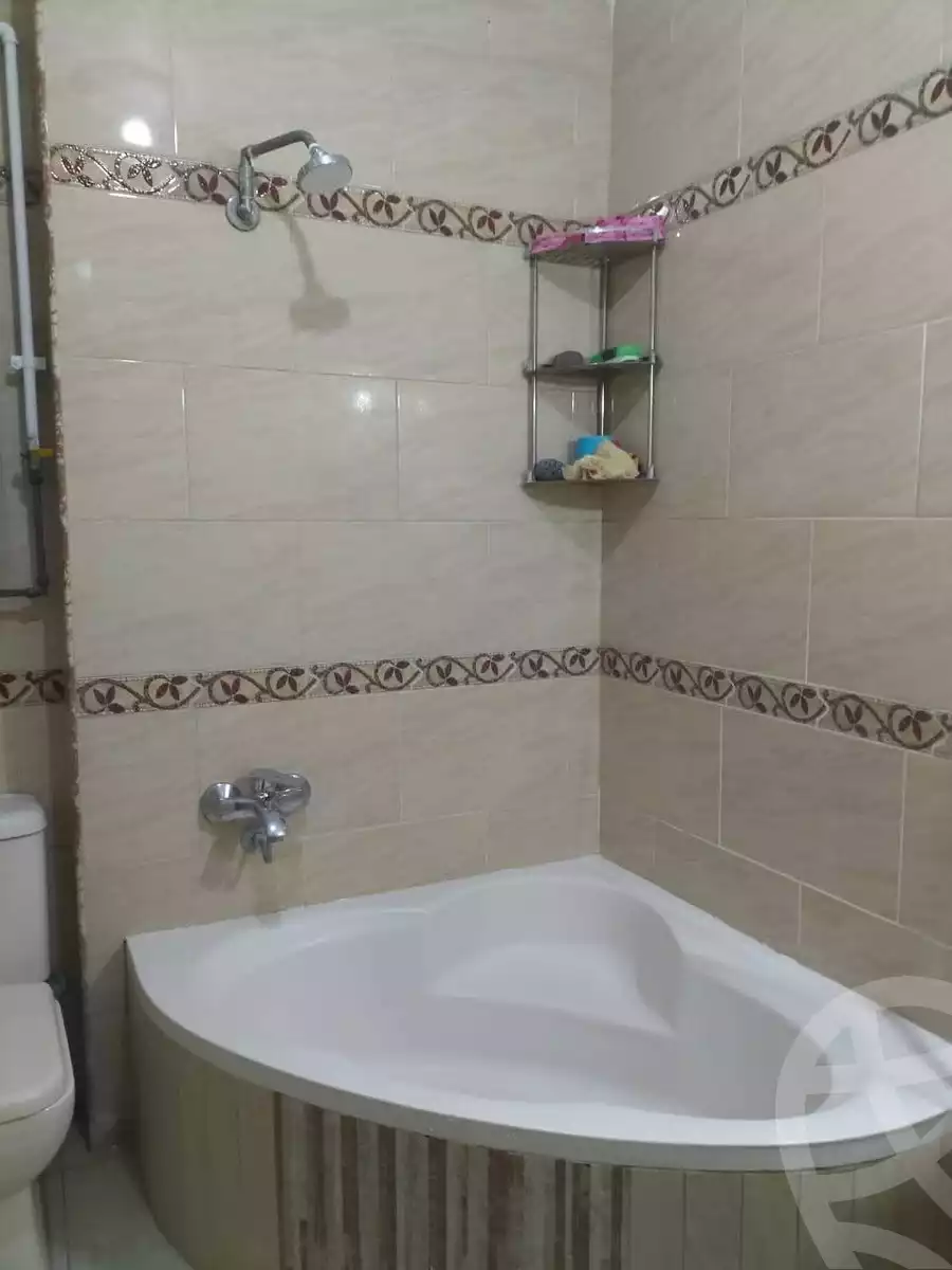 https://aqarmap.com.eg/en/listing/5471606-for-sale-cairo-el-zaytun-lzytwn-lbhry-shr-lsbg