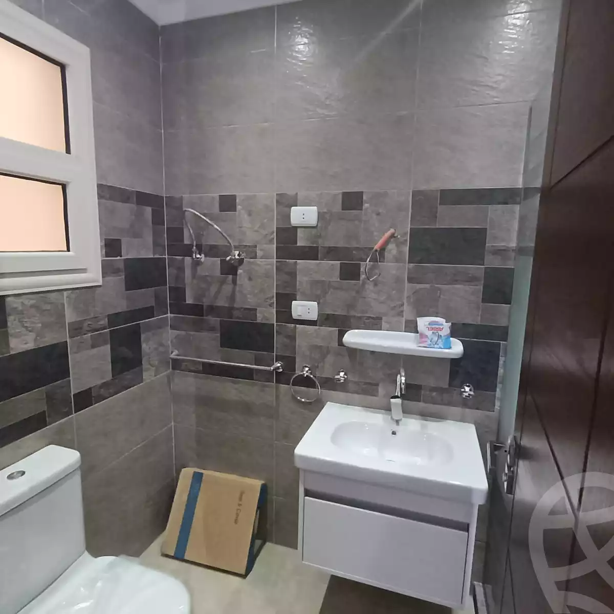 https://aqarmap.com.eg/en/listing/5466395-for-rent-cairo-new-cairo-compounds-rock-vera
