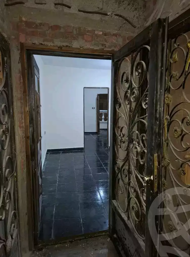 https://aqarmap.com.eg/en/listing/5476737-for-sale-alexandria-l-jmy-el-hanouvel